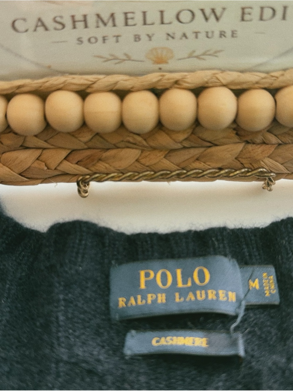 100% Cashmere • Polo Ralph Lauren • Midnight Harbor • Cable Knit V-Neck•
🐐⚓️💙 - Picture 4 of 9